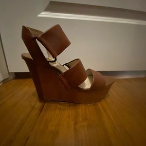 Brown platform sandal